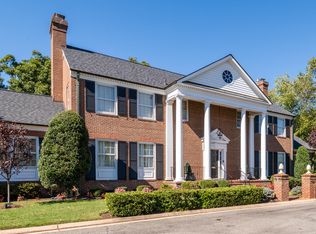 4004 Carson Pl, Alexandria, VA 22304