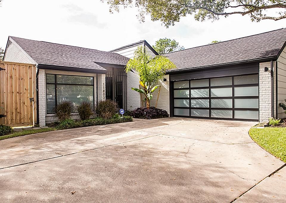 1st image of 11803 Poplar Creek Dr