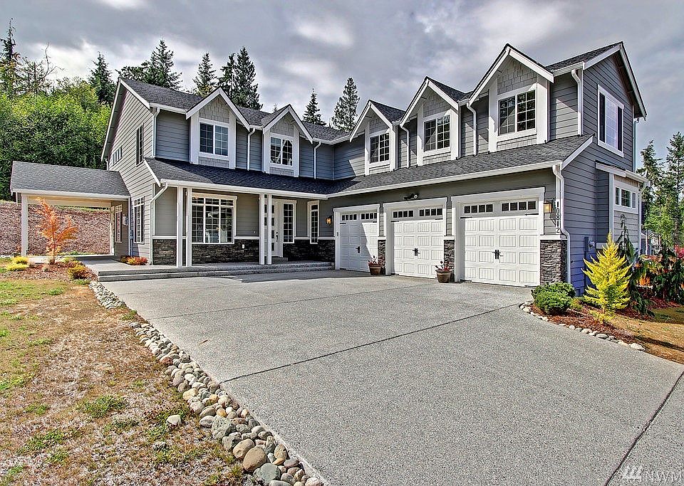 1st image of 8518 157th Ave SE