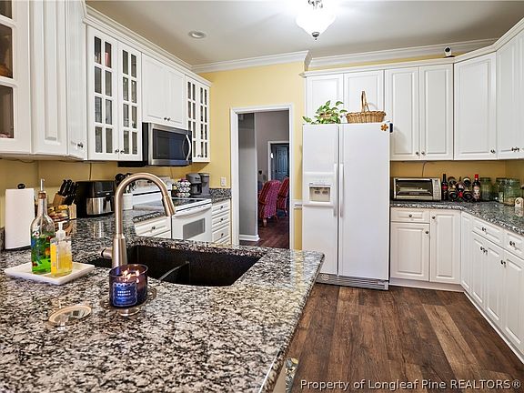 5th image of 3422 Windmere Dr