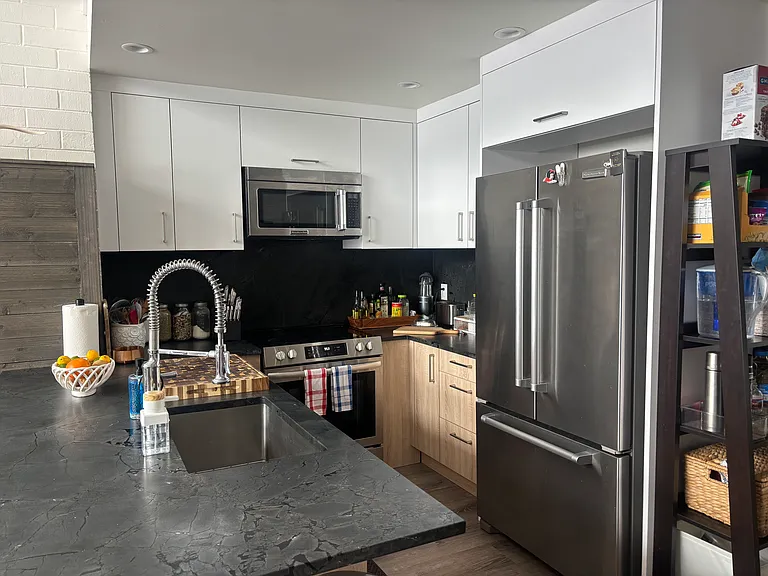 54 Columbine Cir #10 — Photo 4