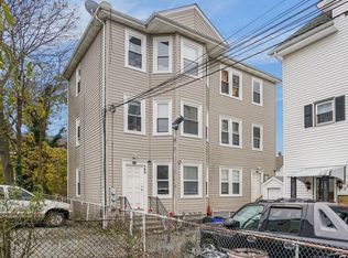 589 Osborn St, Fall River, MA 02724