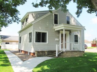718 N Prospect St, Merrill, WI 54452