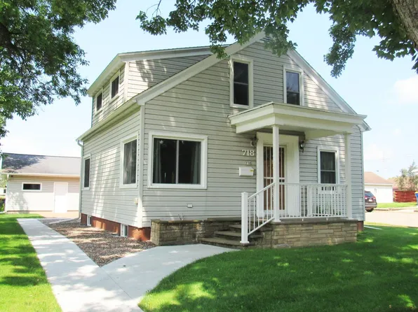 718 N Prospect St, Merrill, WI 54452