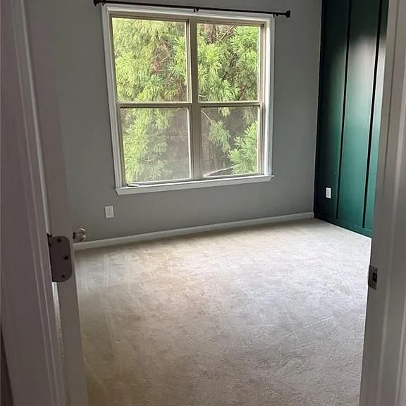 307 Ashgrove Ct — Photo 5