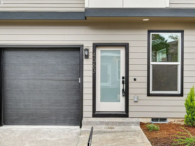 4063 SW McKinley St — Photo 31