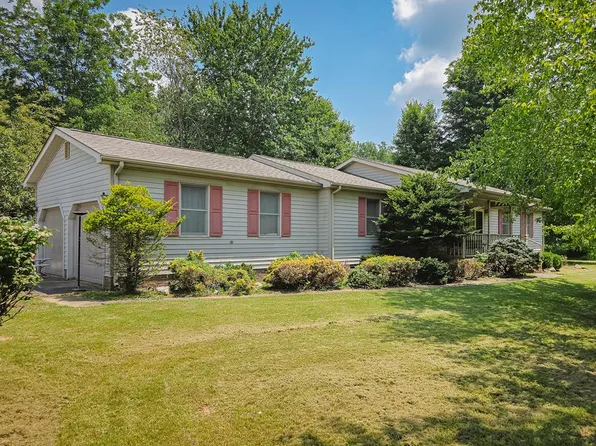 100 Cub Ln, Manitou, KY 42436