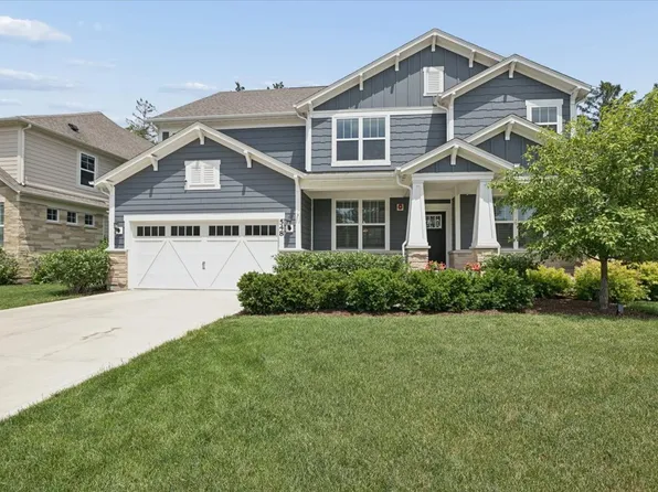 548 Council Cir, Vernon Hills, IL 60061