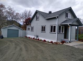 40 SW Wheeler St, Winston, OR 97496