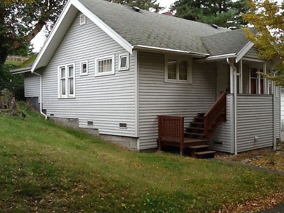 Welcome home! Charming Craftsman in West Seattle. 2 Bedroom, 1 bath, New electrical and plumbing and