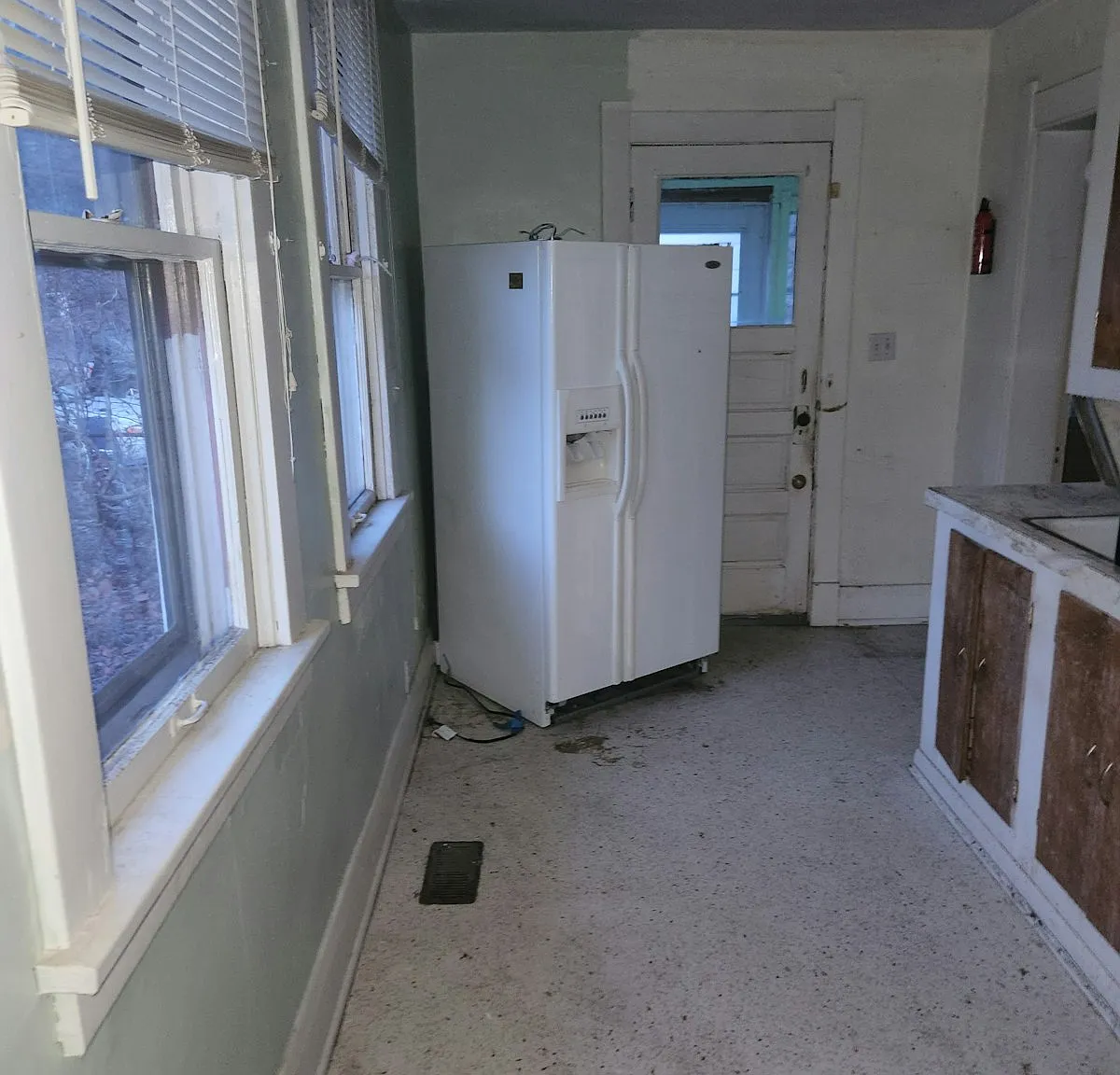 2453 Caledonia Street — Photo 4