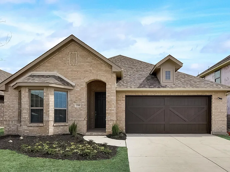 3508 Lillian Ct — Photo 1
