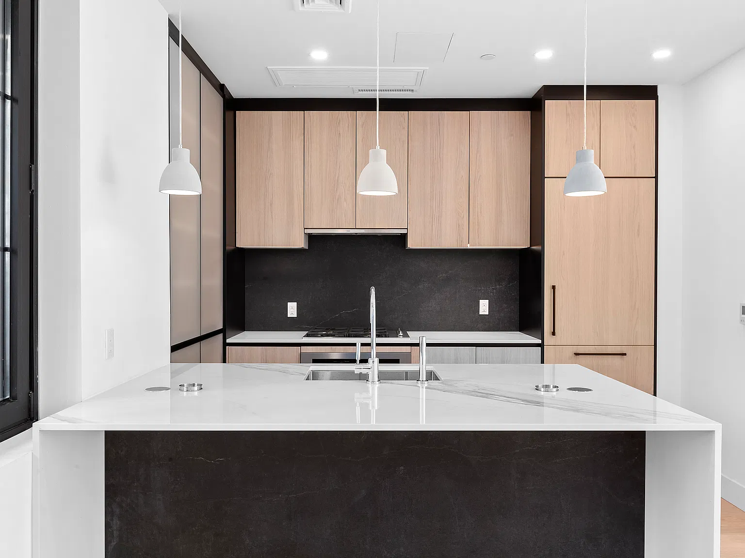 148 Attorney Street — Photo 2