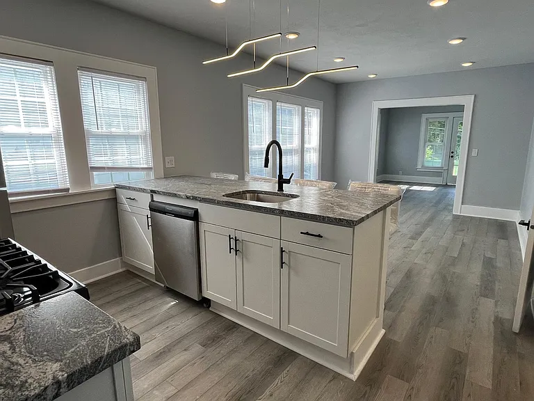 610 Hickory St #2 — Photo 8