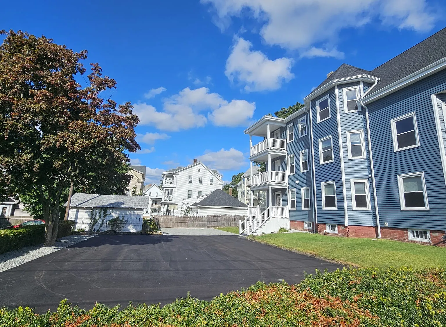 3 bed, 1250 sqft, $2,900 — Photo 3