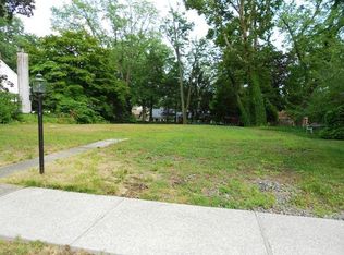 406 Princeton Rd, Haddonfield, NJ 08033