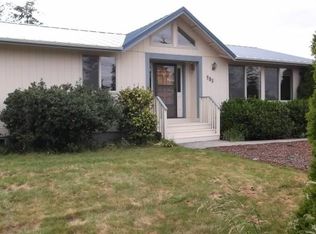 781 N Kendall Rd, Sequim, WA 98382