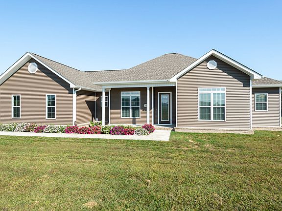 2nd image of 979 Presley Cir
