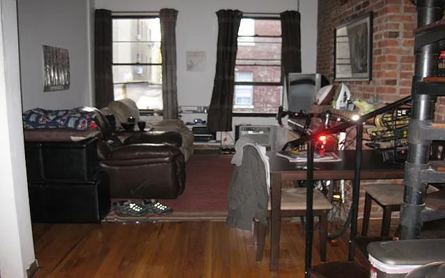 Rented by Joe Gotham LTD | media 11