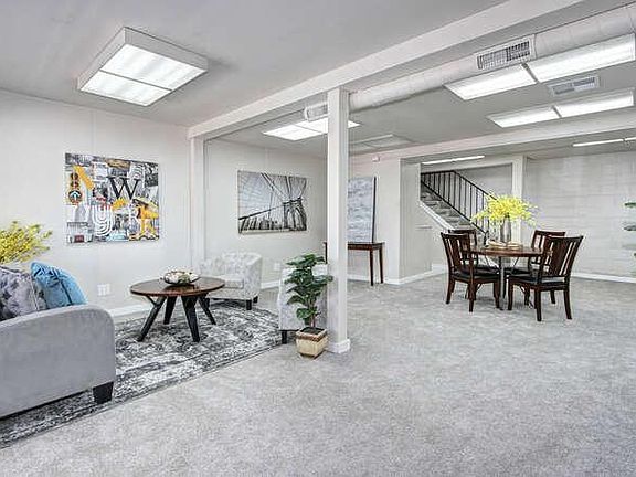 4th image of 3730 Broadway