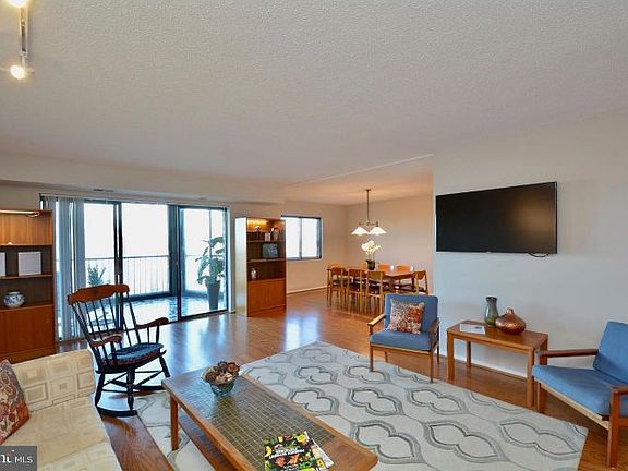 4th image of 5901 Mount Eagle Dr APT 1008