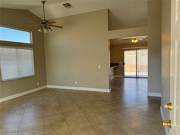 5th image of 356 John Henry Dr