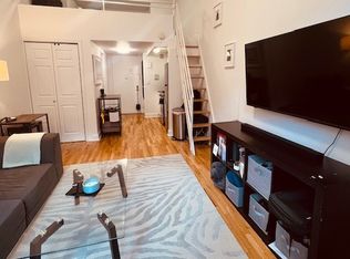 226 W 15th St APT 2C, New York, NY 10011