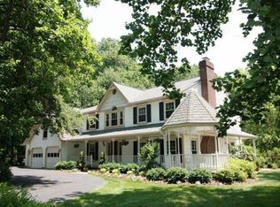 10460 Springvale Meadow Ln, Great Falls, VA 22066