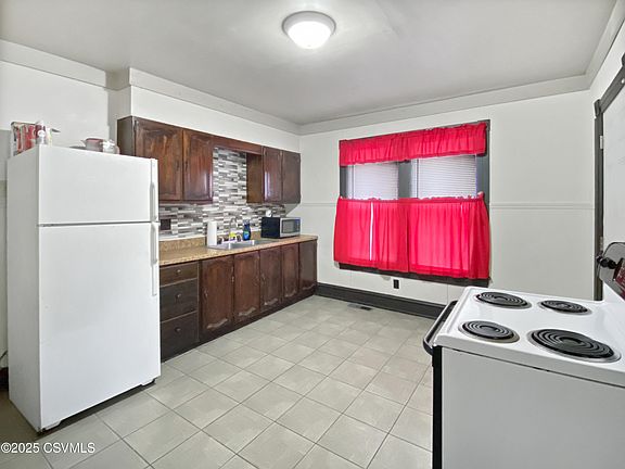 5th image of 818 Park Ave #820