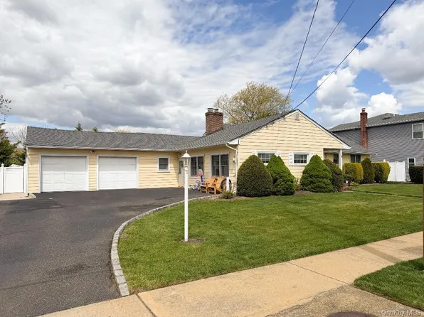 378 Harrison Avenue, Massapequa, NY 11758