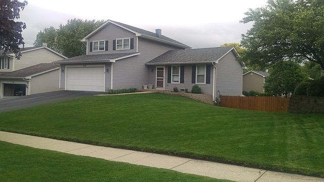 1st image of 335 Oakmont Dr