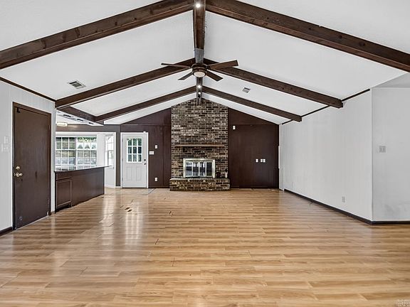 3rd image of 1806 Madden Rd