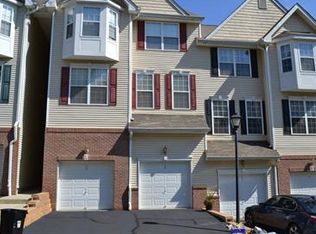 13 Conover Ter #1013, Lebanon, NJ 08833
