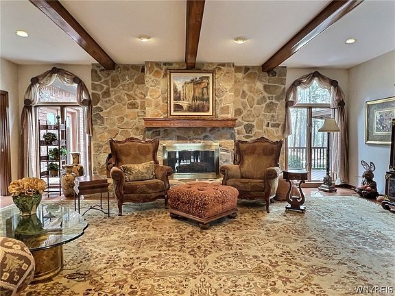 3rd image of 6900 Lexington Ct