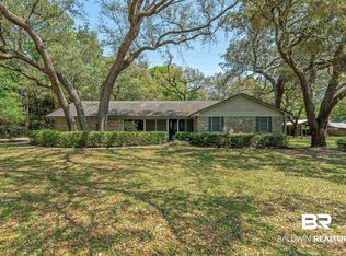 9712 Wills Ln, Lillian, AL 36549