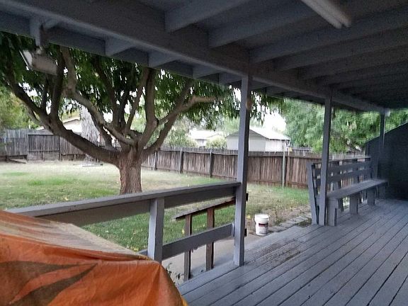 3rd image of 7542 Cherry Glen Ave