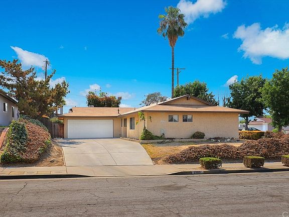 2nd image of 2703 Tortosa Ave
