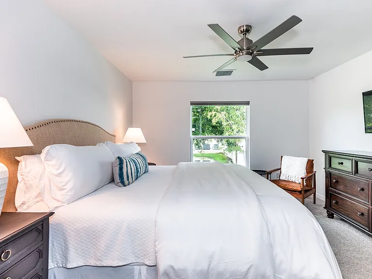 215 Lewis Cir #111 — Photo 18