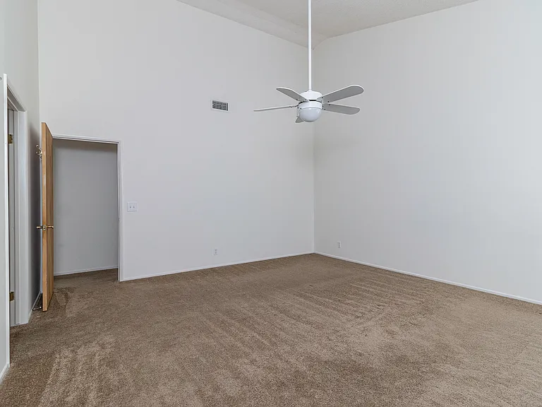 4130 Vinton Ave — Photo 27