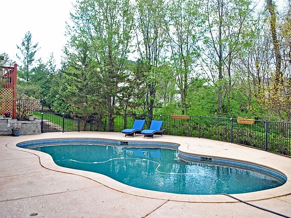 5th image of 1532 Garden Valley Dr