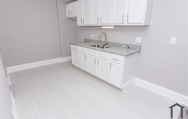 2nd image of 7632 S Stewart Ave #3C
