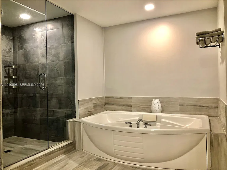 3101 S Ocean Dr #801 — Photo 35
