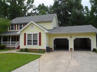 5716 Danville Dr, Fayetteville, NC 28311