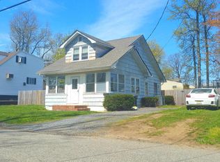 123 Raritan Blvd, Old Bridge, NJ 08857