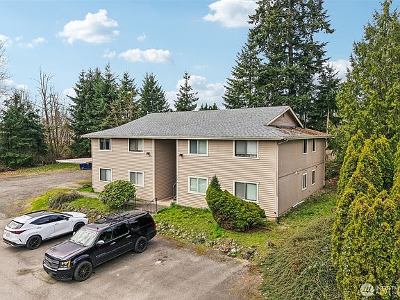 2nd image of 11214 126th Avenue Ct E