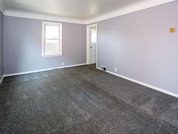 3rd image of 347 Saint Ann St