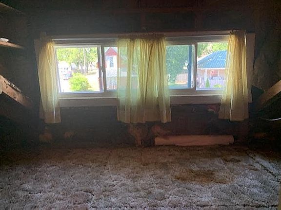 4th image of 1137 Cedar St