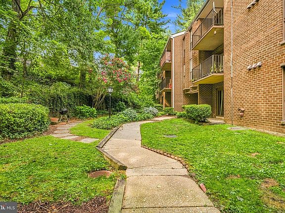 3rd image of 17810 Buehler Rd APT 3-C-4