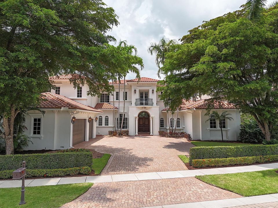 1st image of 17165 Ave Le Rivage