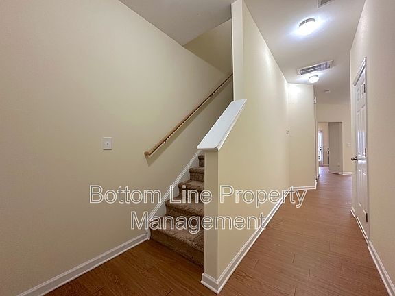 3rd image of 9341 Hamel St